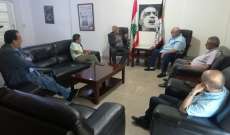 العميد حمدان يبحث مع ممثل الجبهة الشعبية في لبنان اخر المستجدات والأوضاع 