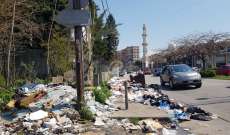 النشرة: تفاقم مشكلة تراكم النفايات في مختلف الشوارع والأحياء الشعبية في صيدا