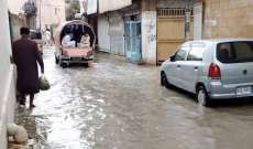 وزيرة المناخ الباكستانية: مقتل 77 شخصاً منذ منتصف حزيران جراء هطول الأمطار الغزيرة والفيضات
