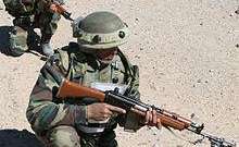 الجيش الهندي يقتل متمردين قرب الحدود مع باكستان