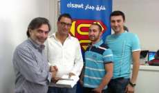 جمال فيصل يفوز بجائزة "Elsawt.com" الأسبوعية