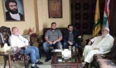 مسؤول حزب الله في صيدا عرض مع عضو مجلس علماء فلسطين لأوضاع المخيمات