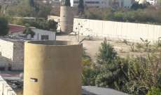 النشرة: الجيش يستكمل بناء الجدار حول عين الحلوة واتجاه لإبقاء مجمع عزام ضمن المخيم