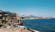مقتل ثلاث شقيقات صغيرات في غرق مركب للمهاجرين قرب جزيرة خيوس اليونانية