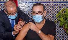ملك المغرب أطلق الحملة الوطنية للتلقيح ضد كورونا وتلقى الجرعة الأولى من اللقاح