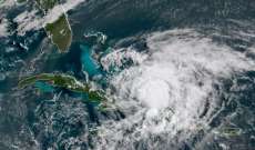 إعصار "أيساياس" اتجه نحو باهاماس قبل الانتقال إلى فلوريدا التي تكافح "كورونا"
