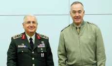 رئيسا أركان الولايات المتحدة وتركيا يبحثان وضع سوريا في مقر قيادة الناتو