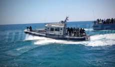 الدفاع التونسية: إجلاء 42 مصرياً حاولوا اجتياز الحدود البحرية التونسية نحو أوروبا
