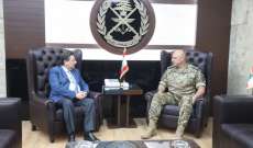 قائد الجيش عرض الأوضاع العامة في البلاد مع كنعان والتقى سفير استراليا