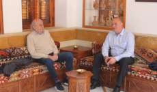 جنبلاط بحث مع السفير الروسي في المختارة القضايا السياسية اللبنانية والدولية