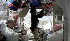 اميركي يضرب رقما قياسيا في الإقامة في محطة الفضاء