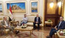 حمية وصل إلى القاهرة للمشاركة في اجتماعات مجلس وزراء النقل العرب