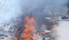 النشرة: مجهولون أضرموا النار بكمية كبيرة من النفايات على طريق الدوير
