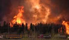 إجلاء أكثر من 10 آلاف شخص غرب كندا بسبب اندلاع عشرات الحرائق