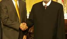 رئيس البرلمان العربي زار دريان: ندعو لعلاقات متميزة لا علاقات سيطرة