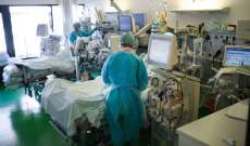 معهد روبرت كوخ: تسجيل 422 وفاة و8007 إصابات جديدة بـ"كورونا" في ألمانيا