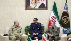 قائدا الجيشين الإيراني والباكستاني بحثا بتوسيع التعاون الثنائي