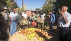 أكثر من 600 مزارع تفاح بالبقاع الأوسط تسلموا شيكاتهم المصرفية كتعويض