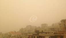 "عاصفة عراقية" تحجب شمس اللبنانيين بالغبار حتى الخميس 