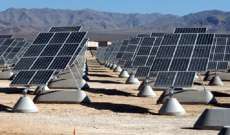 السلطات الاماراتية زودت عدن بأول محطة لتوليد الكهرباء بالطاقة الشمسية بقدرة 120 ميجاوات