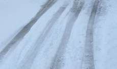 الدفاع المدني: جرف الثلوج على الطرقات العامة في عيون السيمان وفاريا