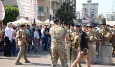 النشرة: اعتصام امام مصرف لبنان في صيدا ومنع الموظفين من الالتحاق بأعمالهم
