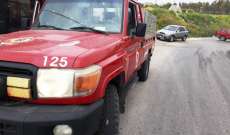 الدفاع المدني: إخماد حريق حافلة صغيرة في معروب- صور والأضرار مادية