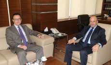 بو عاصي التقى عددا من السفراء المعتمدين في لبنان 
