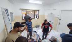 وسائل إعلام فلسطينية: 10 قتلى جراء قصف إسرائيلي على منزل في مخيم النصيرات وسط غزة