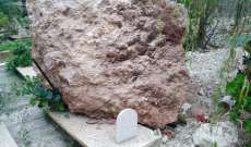 انهيار صخور على جبانة سيروب في ضاحية صيدا الشرقية 