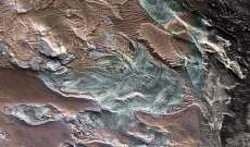 العثور على بقايا جليد قديم بالقرب من خط استواء المريخ