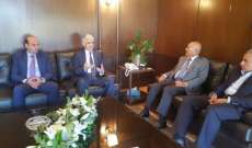 رئيس غرفة التجارة في صيدا يبحث مع السفير الجزائري العلاقة بين البلدين
