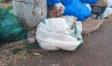 أهالي بلدة كفروة يشتكون من تكدس النفايات في الشوارع