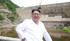 زعيم كوريا الشمالية يتفقد إعادة البناء في منطقة تضررت من الفيضانات