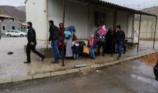 النشرة: وصول عشرات السوريين عبر معبر نصيب لمناطقهم المحررة