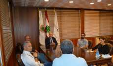 دبوسي التقى شركات تسويق الالكتروني:لاطلاق تسويق منتجات وطنية من طرابلس