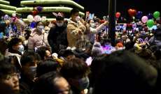 الصين احتفلت بليلة رأس السنة عبر احتفالات في شوارع مدينة ووهان 