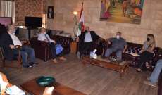محافظ لبنان الشمالي: لوجوب التشديد على المواطنين الالتزام بارتداء الكمامة وتفادي التجمعات 
