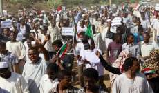 الشرطة السودانية: 16 شخصا قتلوا يومي الخميس والجمعة في الاعتصامات