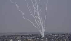 قذائف صاروخية تستهدف مناطق في تل أبيب ومنظومة القبة الحديدية تعترضها