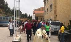 قداس احتفالي في كنيسة دير يسوع في زحلة قبل ثلاثة ايام من انتهاء الشهر المريمي