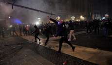 اشتباكات في برشلونة بين الشرطة ومحتجين على فرض قيود مرورية لمواجهة "كوفيد 19"