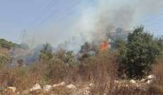 إخماد حريق بحرج من أشجار السنديان في عيتات وحريقَي أعشاب في الحوش ومجدليا