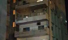 النشرة: جريحة نتيجة سقوط شرفتين من بناية سكنية عالية بمدينة صور