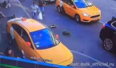 سائق التاكسي الذي صدم المارة وسط موسكو يعترف بما حصل معه