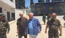 اللواء ابو عرب في زيارة تفقدية لمعسكر ياسر عرفات بمخيم الراشدية