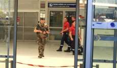 فتح مطار نيس بفرنسا بعد اخلائه لفترة إثر العثور على حقيبة امتعة مشبوهة