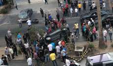 النشرة: نجاة سائق من انقلاب سيارة رباعية الدفع على الاوتوستراد الشرقي لمدينة صيدا
