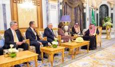 ملك السعودية بحث مع مديرة وكالة الإستخبارات الأميركية بمواضيع ذات اهتمام مشترك