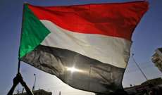 حمدوك وصل إلى القصر الجمهوري والشرطة السودانية اطلقت الغاز المسيل للدموع على متظاهرين